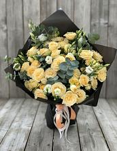 Букет цветов из:  Розы и Лизиантусы #REPLACE_PRED# Хреновом