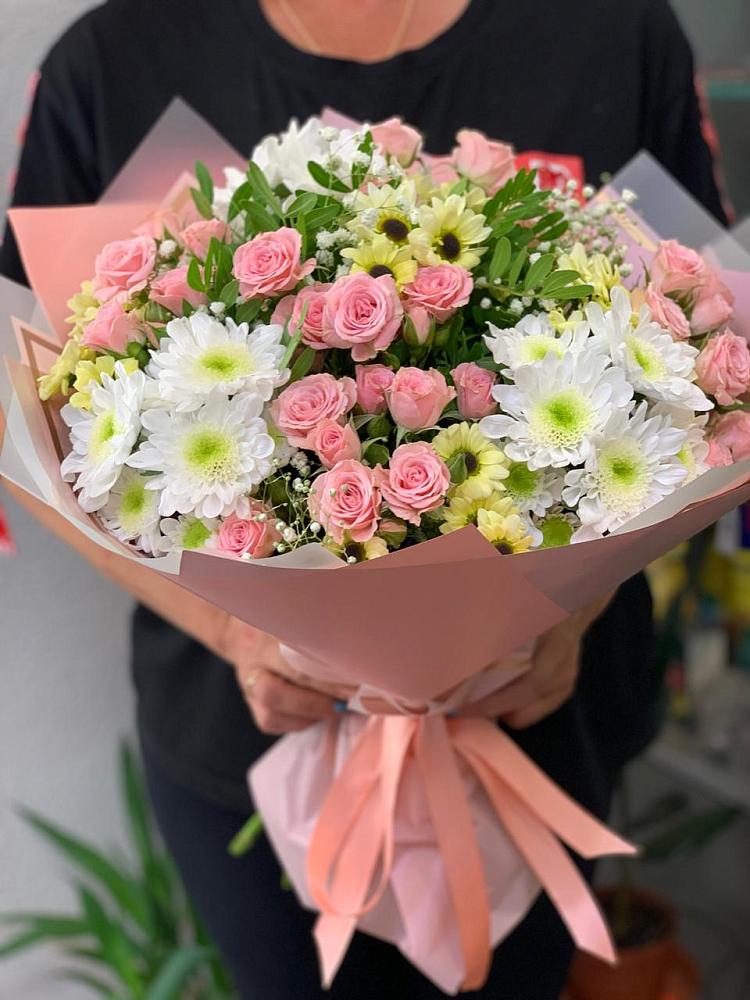 Букет цветов из: Розы и Хризантемы в Хреновом