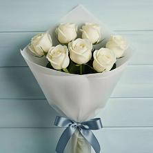 Букет 7 Белых роз Эдлесс Лав в Хреновом