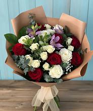 Букет цветов из:  Розы и Альстромерии #REPLACE_PRED# Хреновом