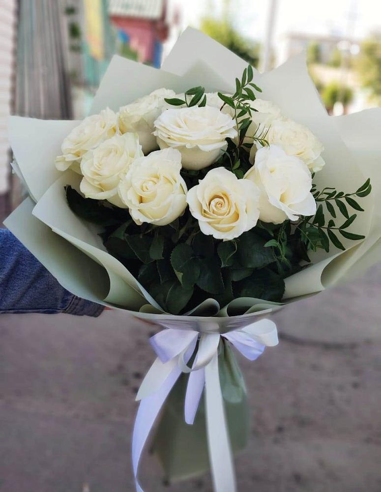 Букет Белые розы Проуд в Хреновом