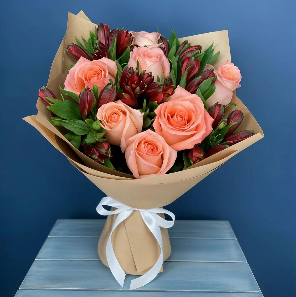 Букет цветов из: Розы и Альстромерии в Хреновом