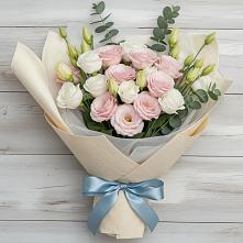 Букет цветов из:  Лизиантусы в Хреновом