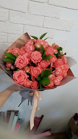 Букет цветов из: Розы в Хреновом
