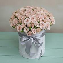 Цветочная композиция из Розы в шляпной коробке в Хреновом