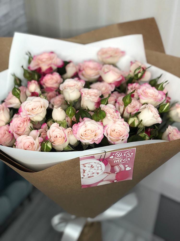 Букет цветов из: Розы в Хреновом