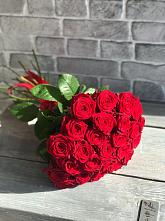 Букет Красные розы Фридом в Хреновом