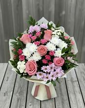 Букет цветов из:  Альстромерии, Гвоздики, Розы и Хризантемы #REPLACE_PRED# Хреновом