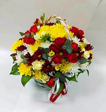 Цветочная композиция из Хризантемы и Розы в корзине в Хреновом