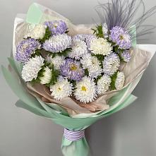 Букет цветов из:  Астры в Хреновом
