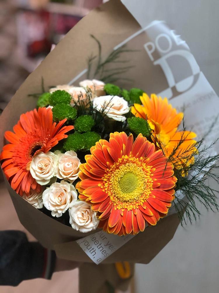 Букет цветов из: Герберы, Хризантемы и Розы в Хреновом