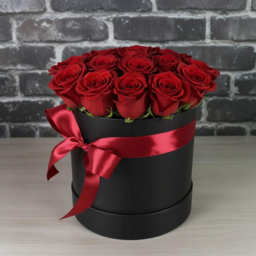 Цветочная композиция из Розы в шляпной коробке в Хреновом