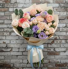 Букет цветов из:  Розы, Лизиантусы и Гвоздики в Хреновом