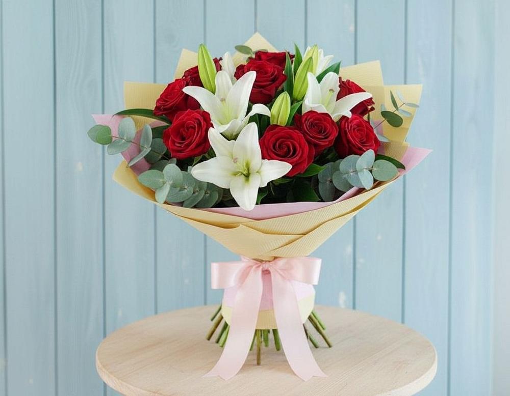 Букет цветов из: Лилии и Розы в Хреновом